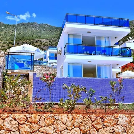 Trio 1 Villa *